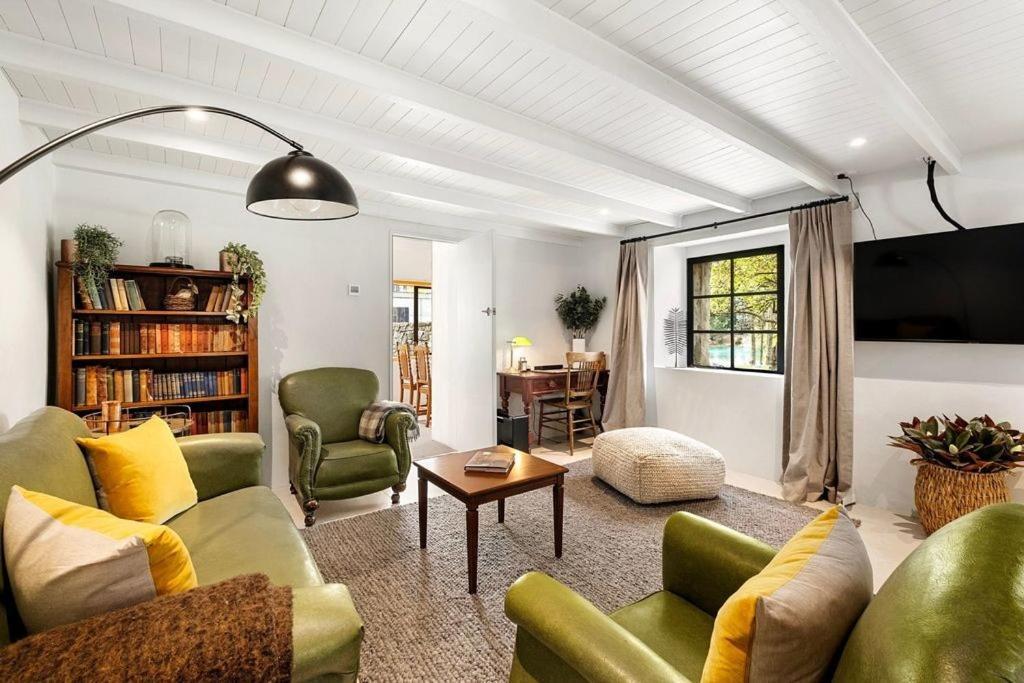 Wanaka Stone Cottage - Wanaka Holiday Home Buitenkant foto